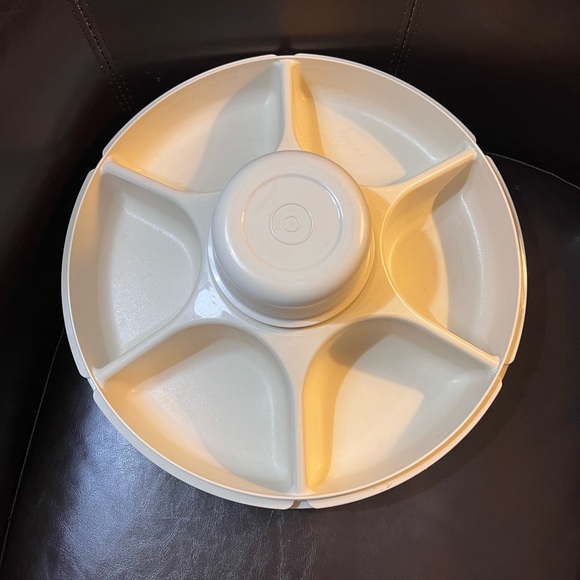 Vintage Tupperware Divided Veggie Fruit Dip Party Tray Bottom Tray For Ice - Picture 10 of 13